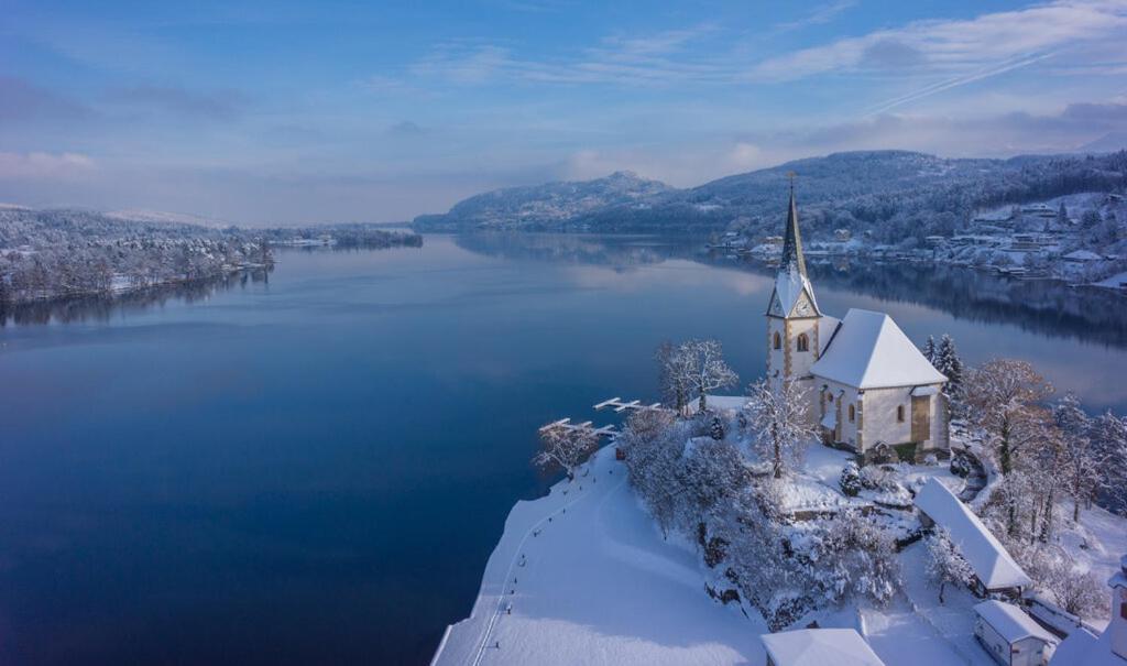 Stunning Woerthersee Holiday Home Sekull Экстерьер фото